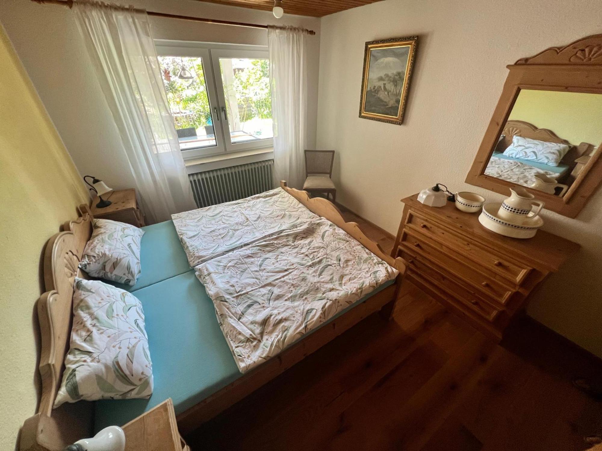 Apartment Sauter Moerikestr 6 *